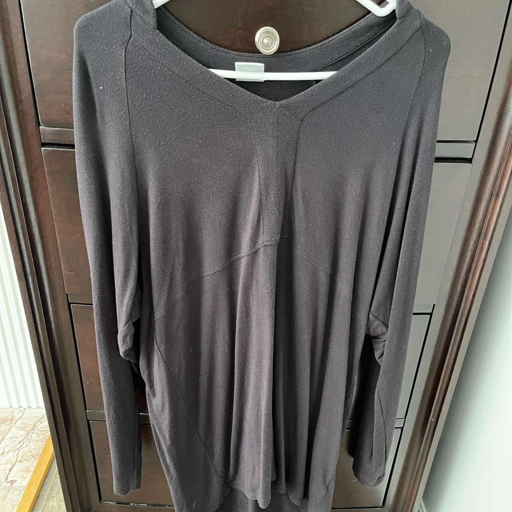 CAbi medium black long sleeve top